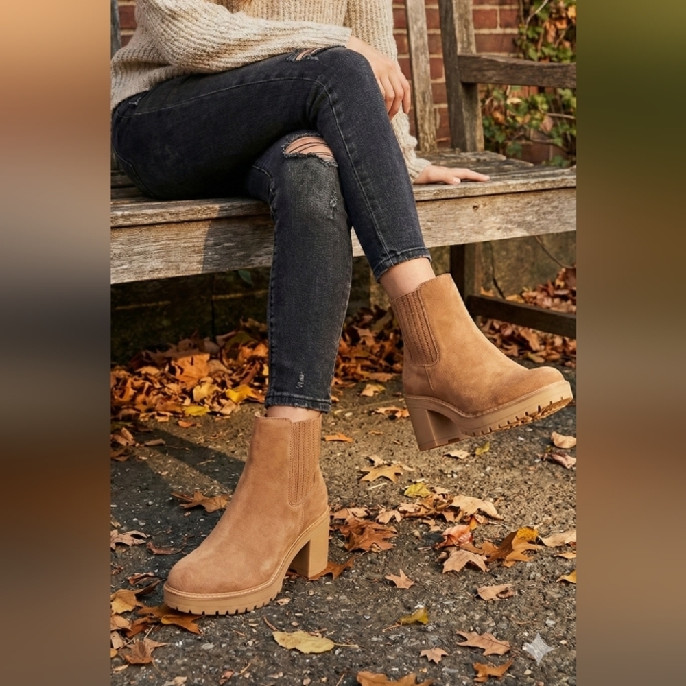 UNIVERSAL THREAD chelsea Women's Tan Ankle Boots Size 11 - Picture 2 of 13